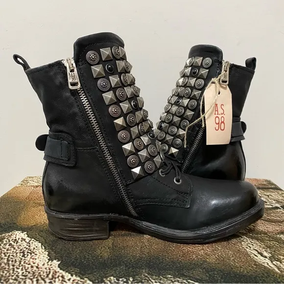 NIB AS98 Black Heavy Studded Boots Size 39