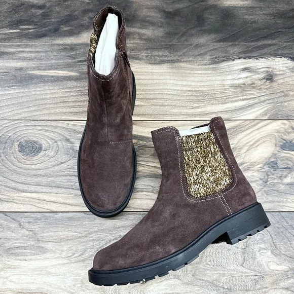 NIB Clarks Opal Sky 7M Dark Brown Suede Comfort Ankle Boots Booties