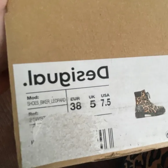 NIB Desigual Biker Leopard Print Army Chunky Leather Boots Style Womens Size 7.5
