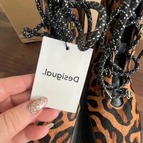 NIB Desigual Biker Leopard Print Army Chunky Leather Boots Style Womens Size 7.5