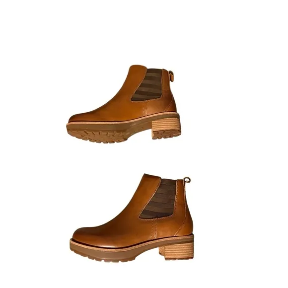 NIB Kork-Ease Cognac Leather Chelsea Boots