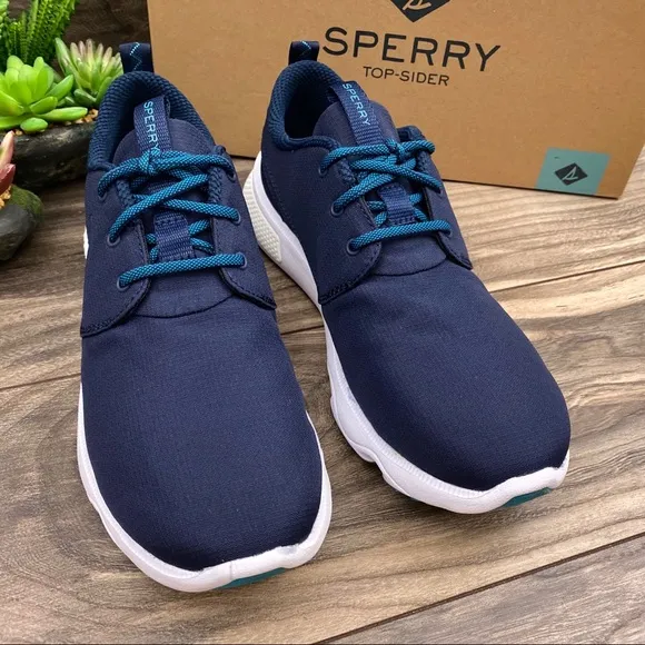 NIB Sperry Top Sider Fathom Quick Drying Sneakers