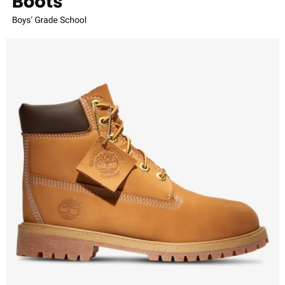 NIB Timberland Children’s 6in Premium Wheat Chukka Boots size 4 Buttas