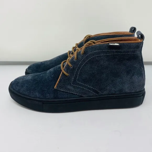 NIB*VENETTINI**Gray Suede Booties**US 5.5**$118