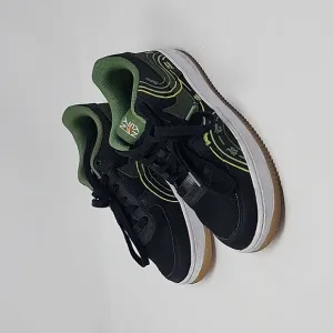 Nike Air Force 1 LV8 Green Black Boys Shoes Size 6Y