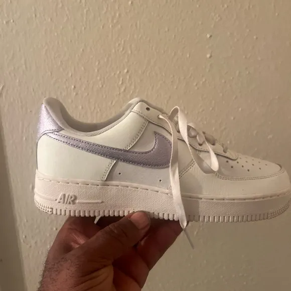 Nike Air Force 1 White and Lavender Shoes Fits men size 8