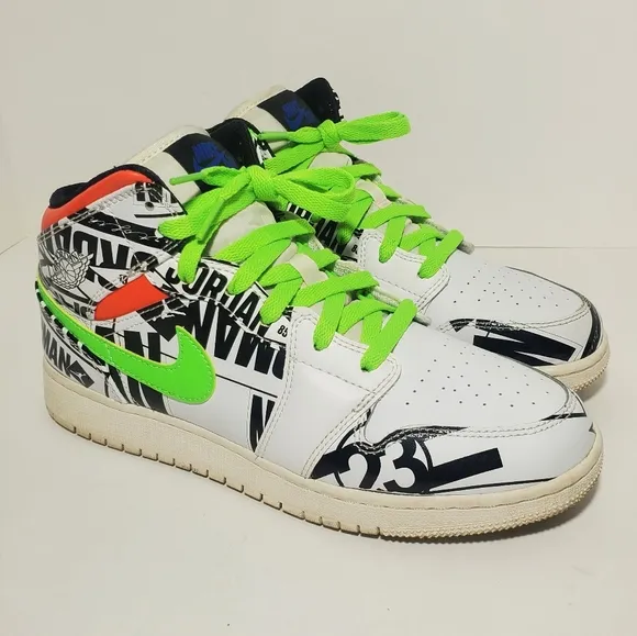 Nike Air Jordan 1 Mid GS All Over Logos 554725-143 White/Blk Youth 7 / Wmn's 8.5