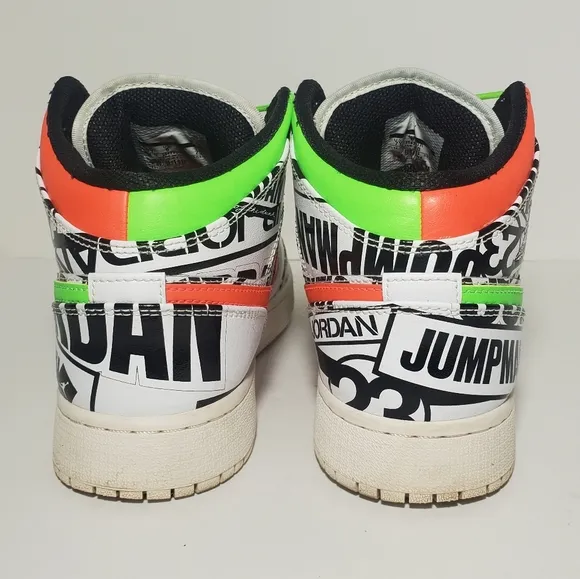 Nike Air Jordan 1 Mid GS All Over Logos 554725-143 White/Blk Youth 7 / Wmn's 8.5