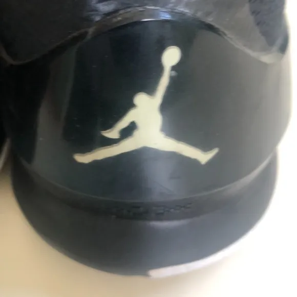 Nike Air Jordan Black/Red Men's Shoes Size 12 ﻿ ﻿