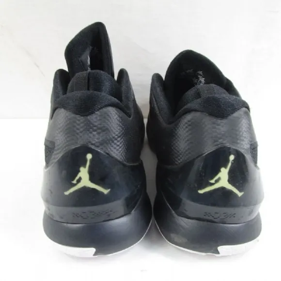 Nike Air Jordan Black/Red Men's Shoes Size 12 ﻿ ﻿