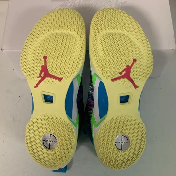 Nike Air Jordan XXXVI Luka (GS) Basketball Boys Shoes, Size 6.5y, Blue