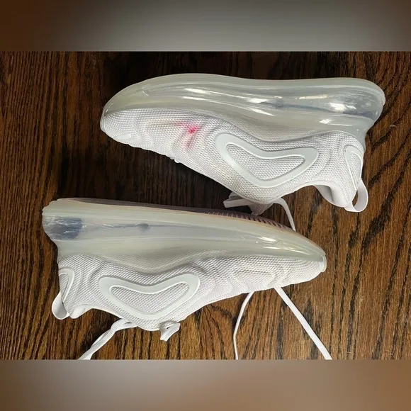 Nike Air Max 720 White Platinum Sneakers big boys Sz. 4.5 US