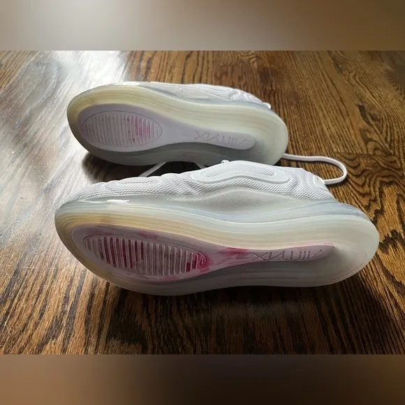 Nike Air Max 720 White Platinum Sneakers big boys Sz. 4.5 US