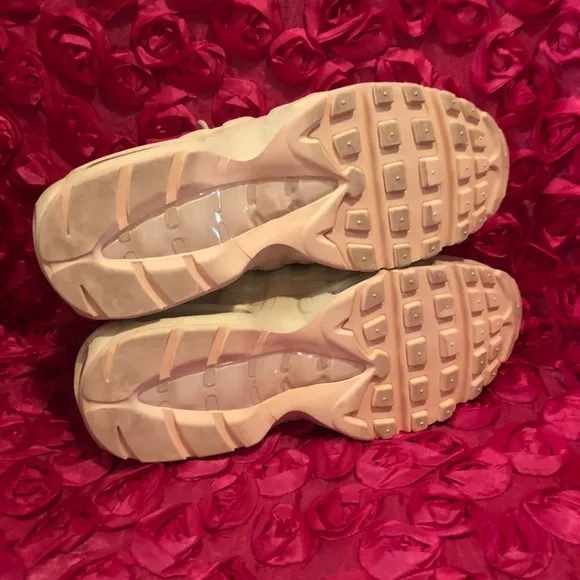 Nike Air Max 95 LX Womens