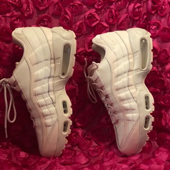 Nike Air Max 95 LX Womens