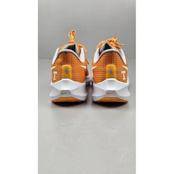 Nike Air Zoom Pegasus 39 Tennessee Volunteers Running Shoes Mens 8. DR1975-800‎