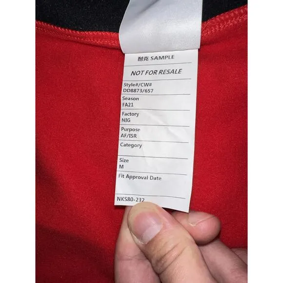 Nike Big Kids (Boy’s) Elite Victory Thermal Full Zip Red Hooded Jacket