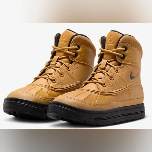 Nike Big Kids Woodside 2 High ACG Boots Size 6.5Y Like New MSRP $100