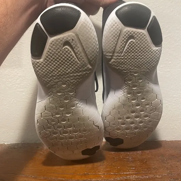 Nike Flex Experience 8