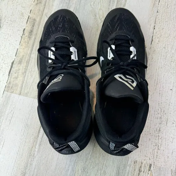 Nike Giannis Immortality 2 Black Holographic Swoosh size 11