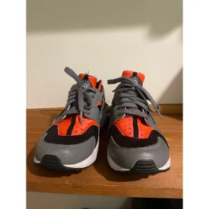 Nike Huarache Sneakers Gray Orange US 8.5