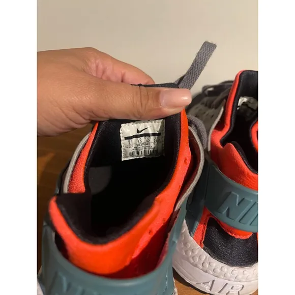 Nike Huarache Sneakers Gray Orange US 8.5