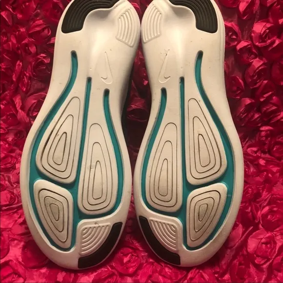 Nike Lunar Apparent Men's shoes