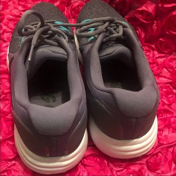 Nike Lunar Apparent Men's shoes