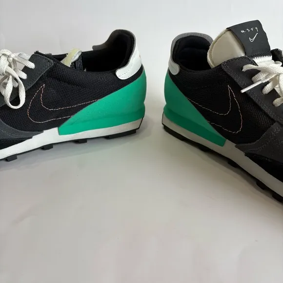 NIKE Mens 11.5 Daybreak Black Menta Sneakers Type N 354 Running Shoes CJ1156-001