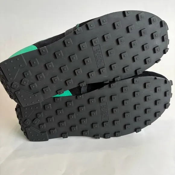 NIKE Mens 11.5 Daybreak Black Menta Sneakers Type N 354 Running Shoes CJ1156-001