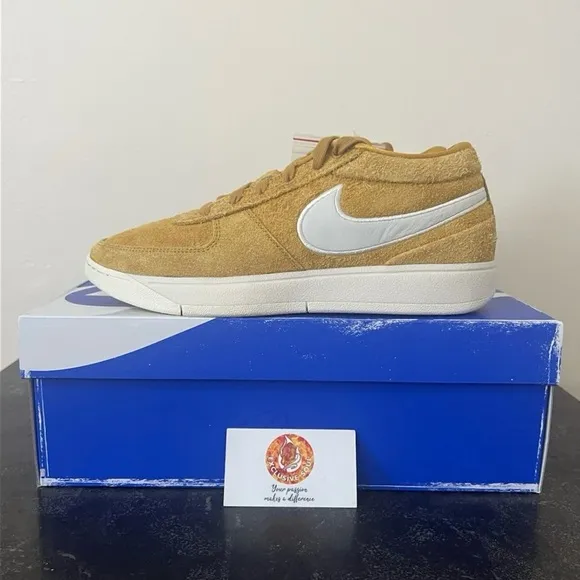 Nike Men's Athletic Shoes in Tan and White