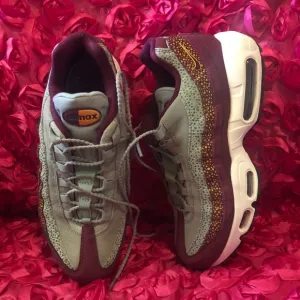 Nike Women's Air Max 95 Premium