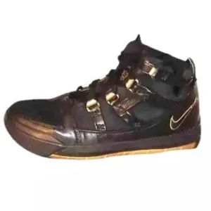 Nike Zoom Air Lebron 3 III GS Youth Size 5.5Y Gold Black 312168-006 Pre-owned