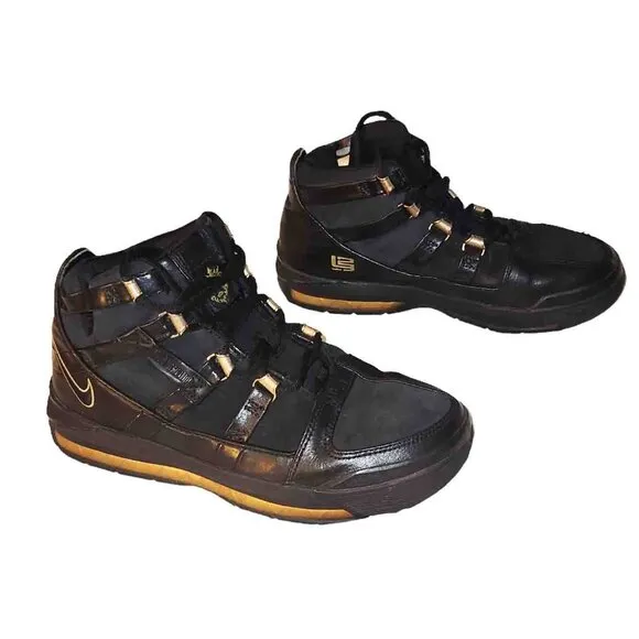 Nike Zoom Air Lebron 3 III GS Youth Size 5.5Y Gold Black 312168-006 Pre-owned