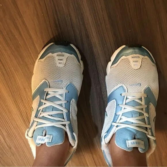 Nike 2003  Air Max Blue shimmer padded mesh!