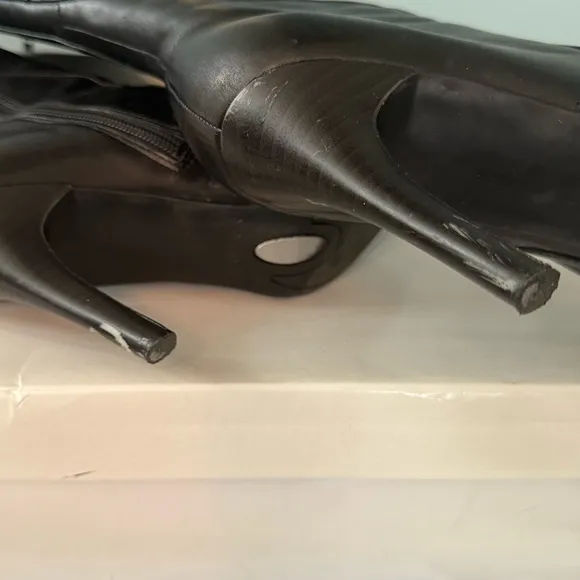 Nine West Black Leather Knee-High Boots