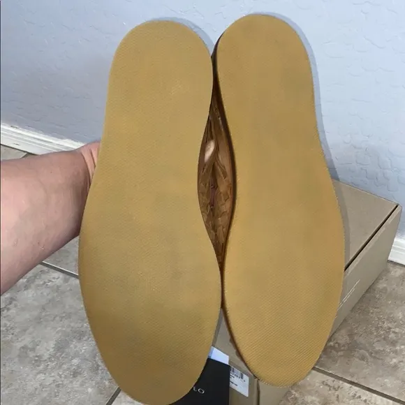 Nisolo Brown Leather Slip-On Loafers with Woven Design