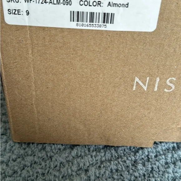 Nisolo Tan Ankle Boots Stylish and Versatile
