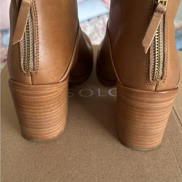 Nisolo Tan Ankle Boots Stylish and Versatile