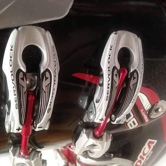 Nordica Heavy ski boots