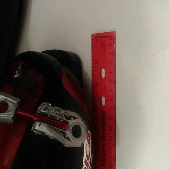 Nordica Heavy ski boots