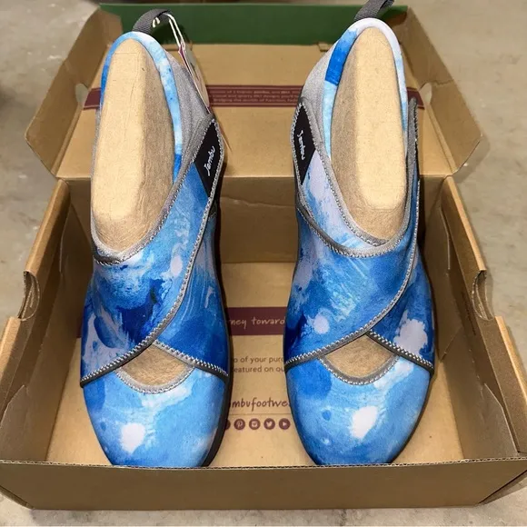NWB Jambu Millie Wide Rocker Sneaker Shoe Blue &amp; White Tie Dye - Size: 12 &amp; 6.5