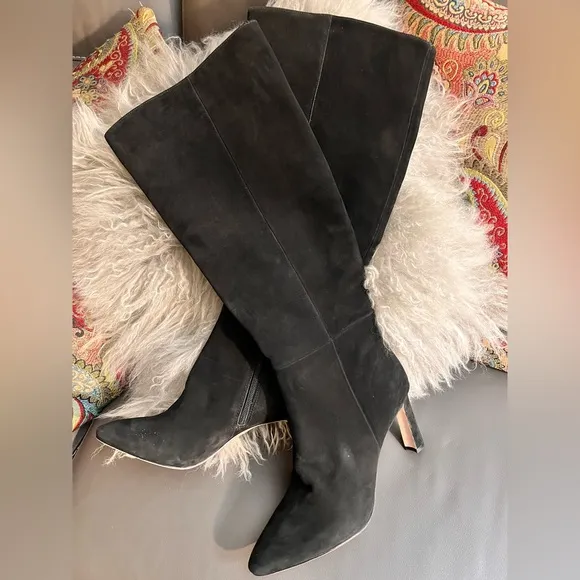 NWOB $198 Antonio Melani STELLAH Suede/Leather Sole Heeled Boots