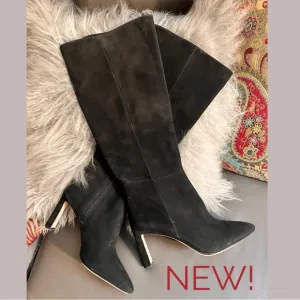 NWOB $198 Antonio Melani STELLAH Suede/Leather Sole Heeled Boots