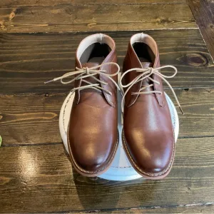 NWOB Men's Brown Leather Chukka Boots