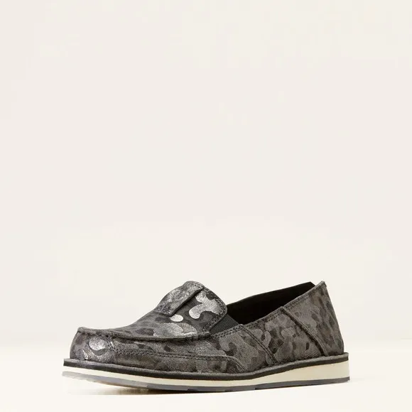 NWOT Ariat Cruiser Shoes Women’s Dark Shadow Gray Leather Slip On Boat metallic