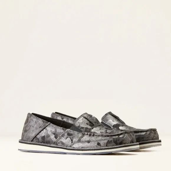 NWOT Ariat Cruiser Shoes Women’s Dark Shadow Gray Leather Slip On Boat metallic