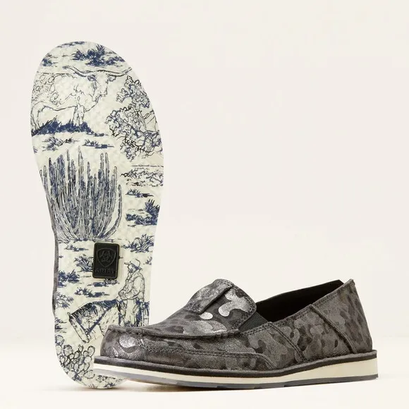 NWOT Ariat Cruiser Shoes Women’s Dark Shadow Gray Leather Slip On Boat metallic
