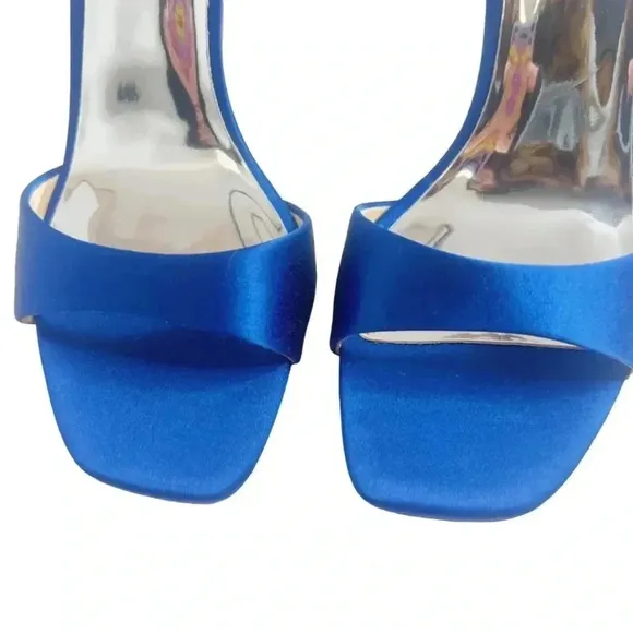 NWOT Badgley Mischka Blue Satin Crystal Encrusted Stilettos Square Toe Size 6.5