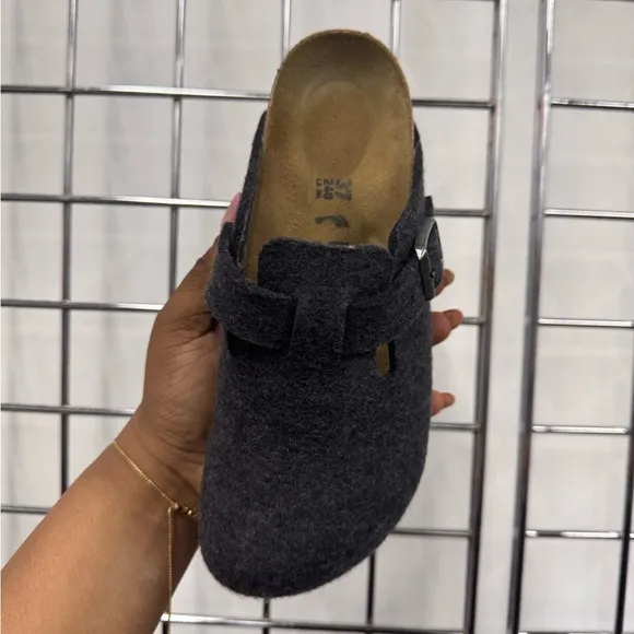 NWOT Birkenstock Wool Felt Clog Women's Gray Slip-On Shoes EU 37